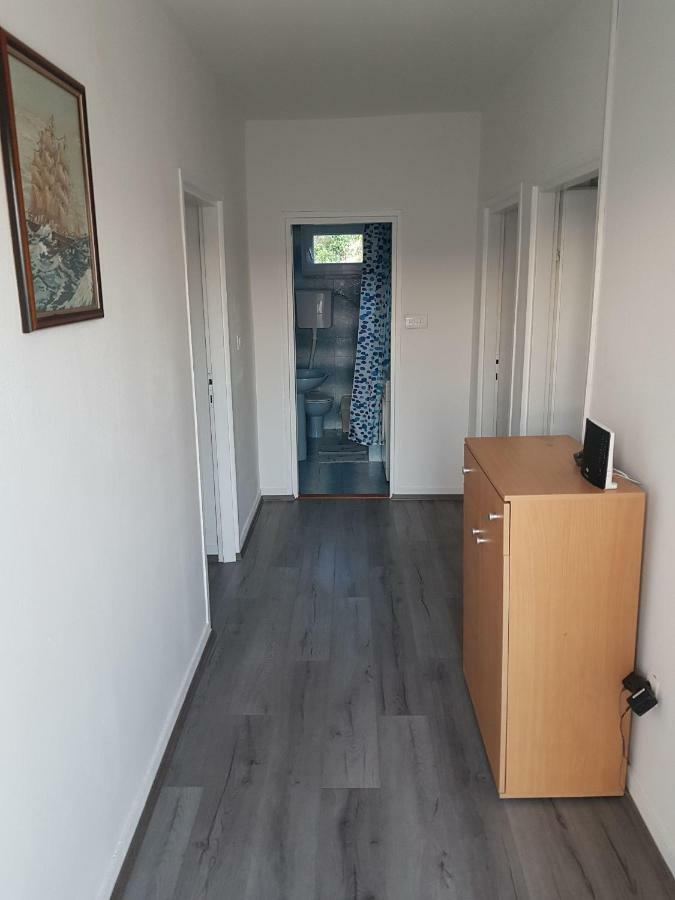 סבטי פיליפ אי ג'קוב Apartments Andelic מראה חיצוני תמונה